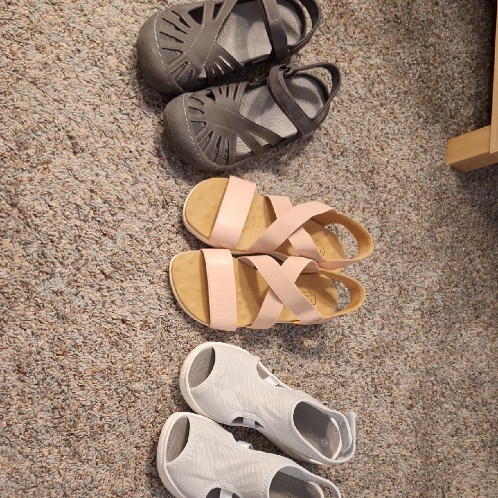 3 Pair Womens Sandals-Jambu (7.5), Malu (7), Beezees (7)